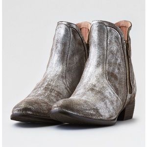 “Lucky penny” booties